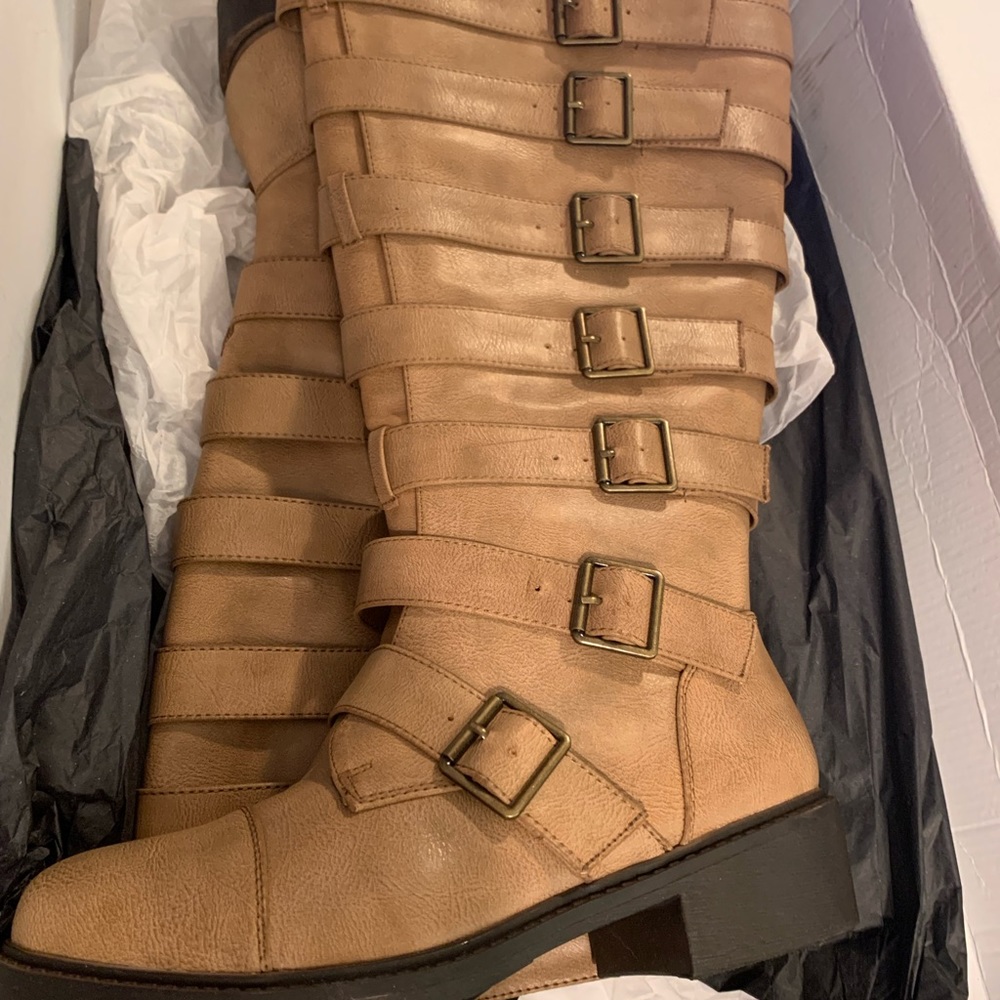 Buckles Boots Oh My!!